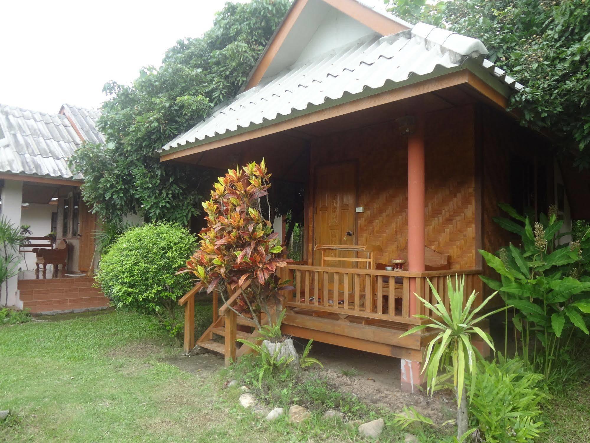 Orange Grove Resort Pai Exteriör bild